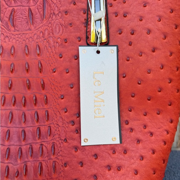 Brand New Le Miel Orange Handbag PETA approved Vegan.  Alligator / Ostrich print - Picture 7 of 16